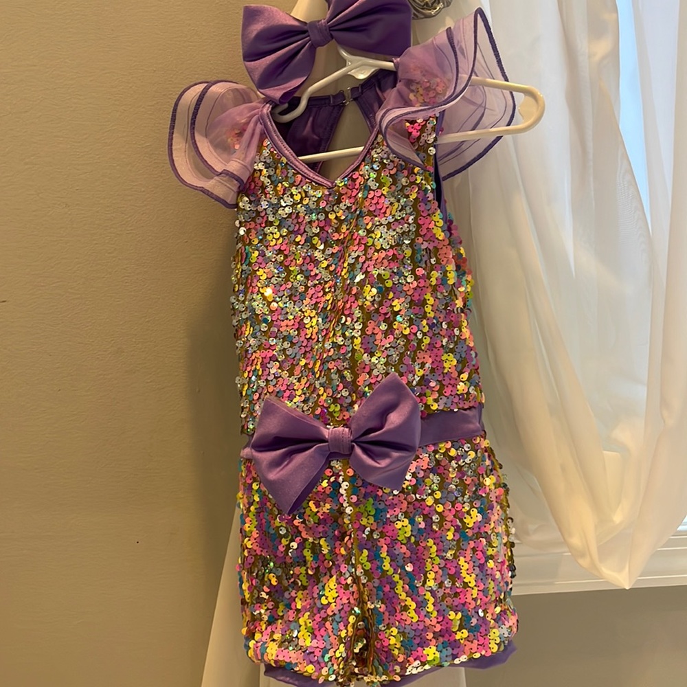 Weissman sequence Dance costume size SC 6/6X with matching hair bow worn once